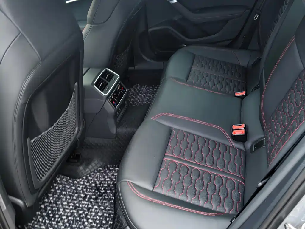 Audi RS 6 — миниатюра 4