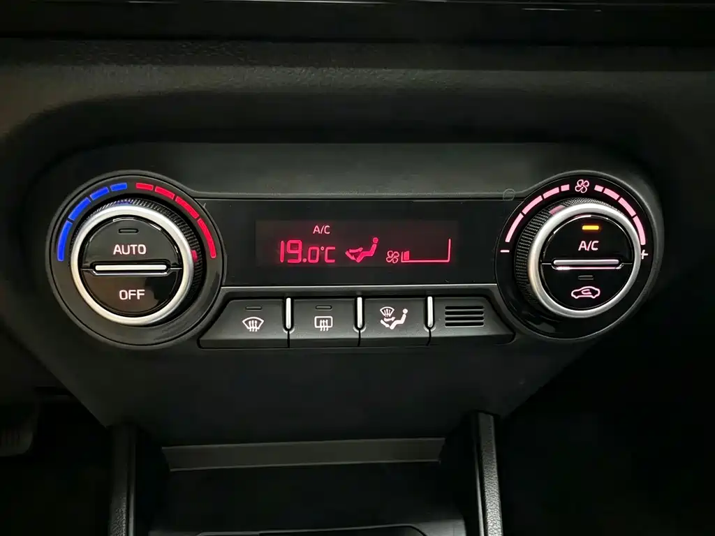 Kia KX1 1.4L CVT Fun Enjoy Sunroof Model, фото 19