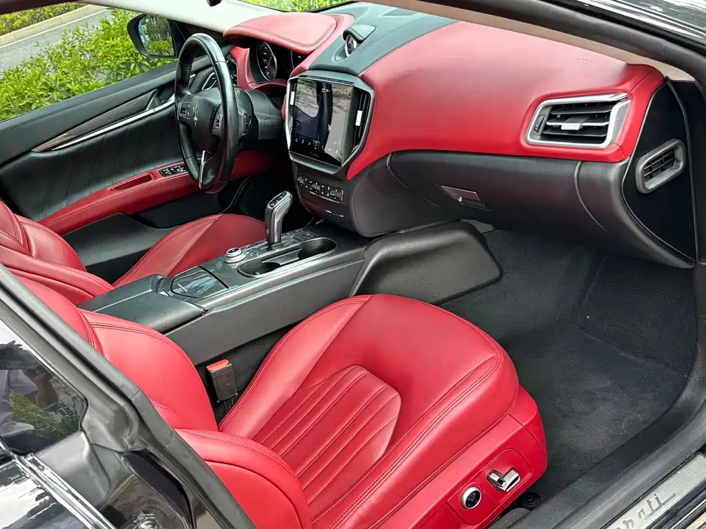 Maserati Ghibli — миниатюра 10