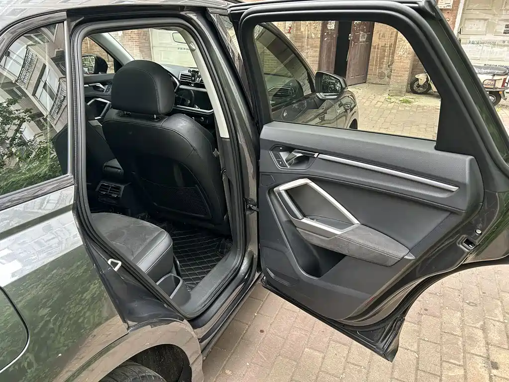 Audi Q3 — миниатюра 18