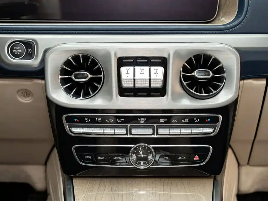 Mercedes-Benz G-Class — миниатюра 12