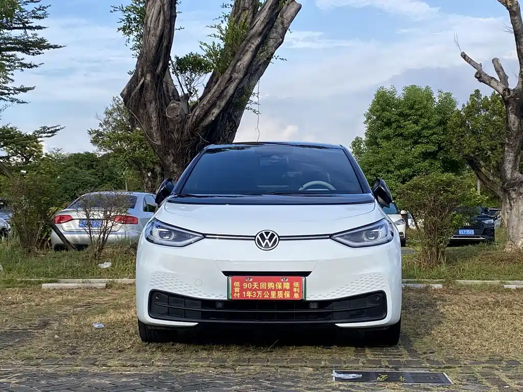Volkswagen ID.3 — миниатюра 2