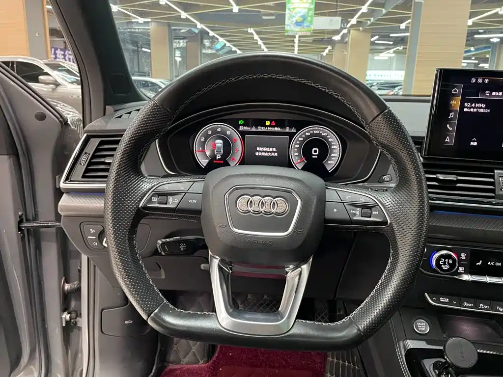 Audi Q5L Sportback — миниатюра 4