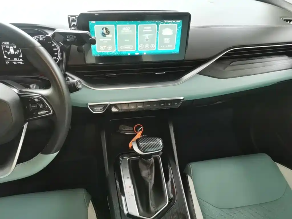Geely Emgrand S — миниатюра 13