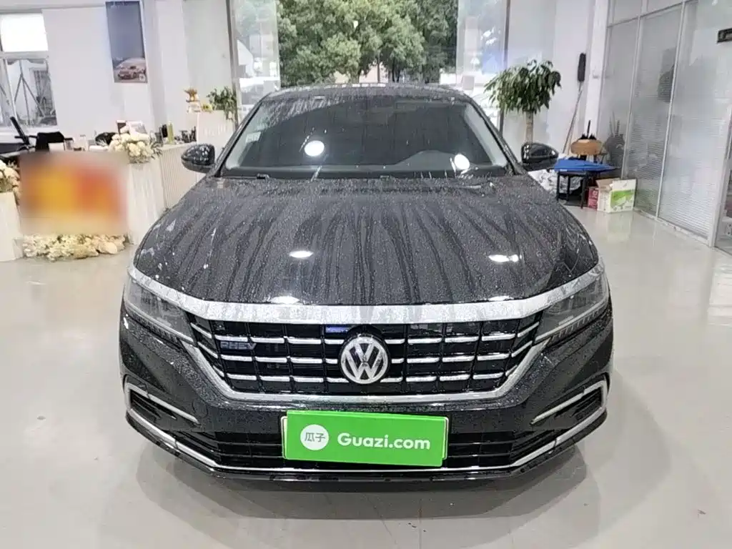 Volkswagen Passat PHEV — миниатюра 3