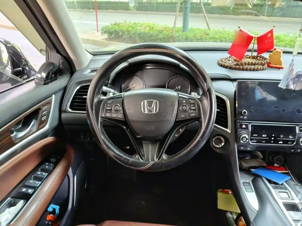 Honda Avancier — миниатюра 6