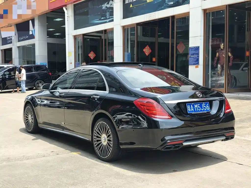 Mercedes-Benz S-Class — миниатюра 7