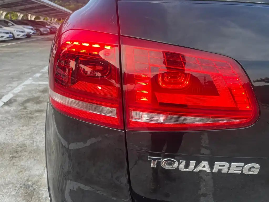 Volkswagen Touareg — миниатюра 10