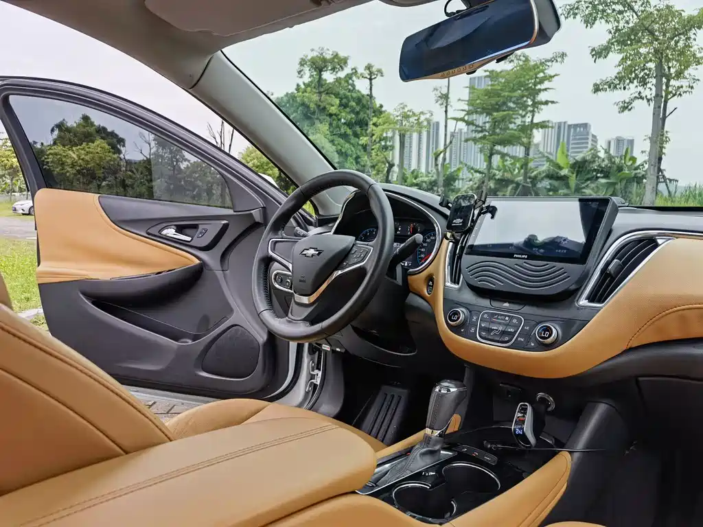 Chevrolet Malibu XL — миниатюра 10