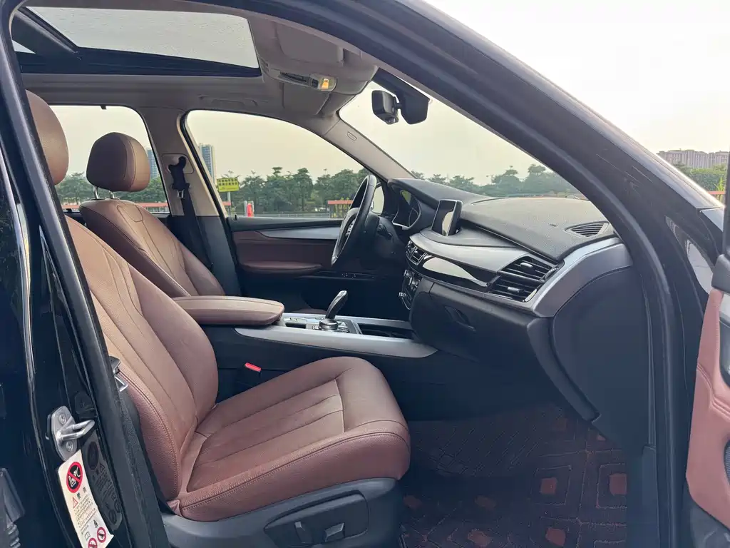 BMW X5 (Import) — миниатюра 14