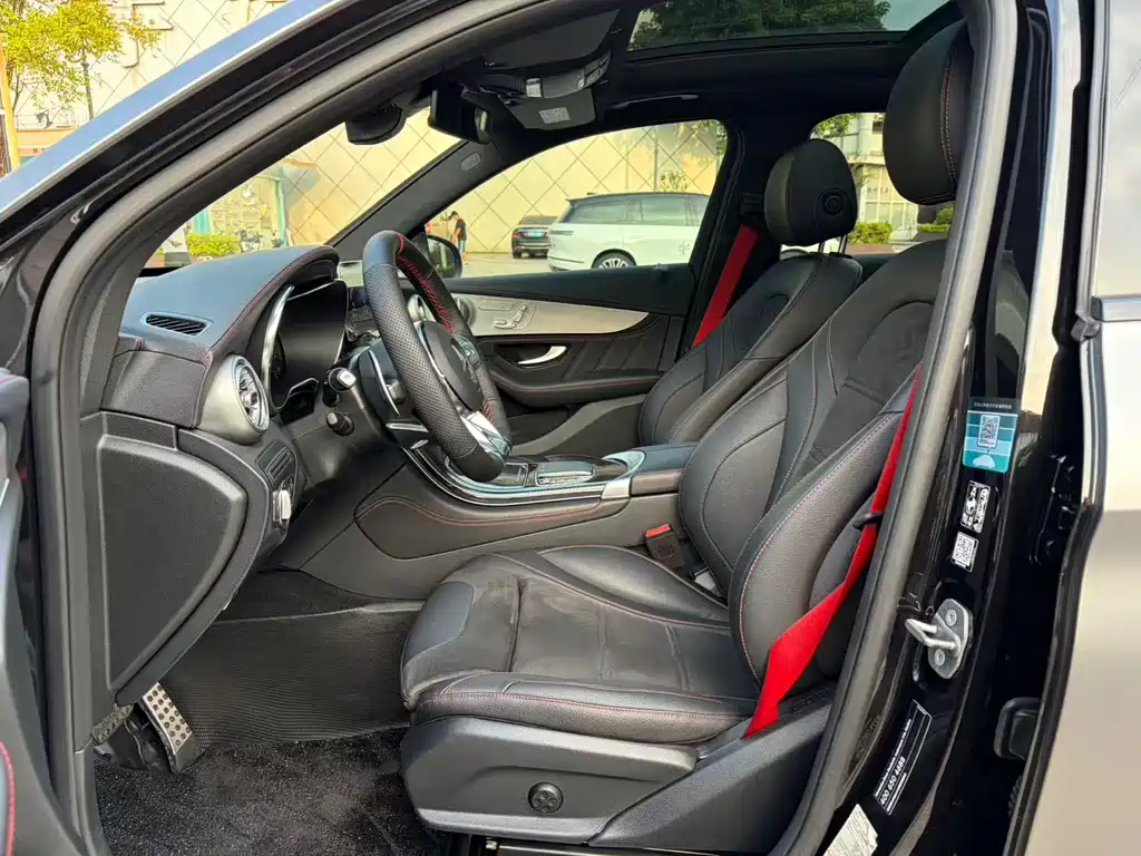 Mercedes-Benz GLC AMG — миниатюра 10