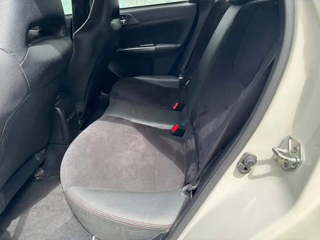 Subaru Impreza — миниатюра 7