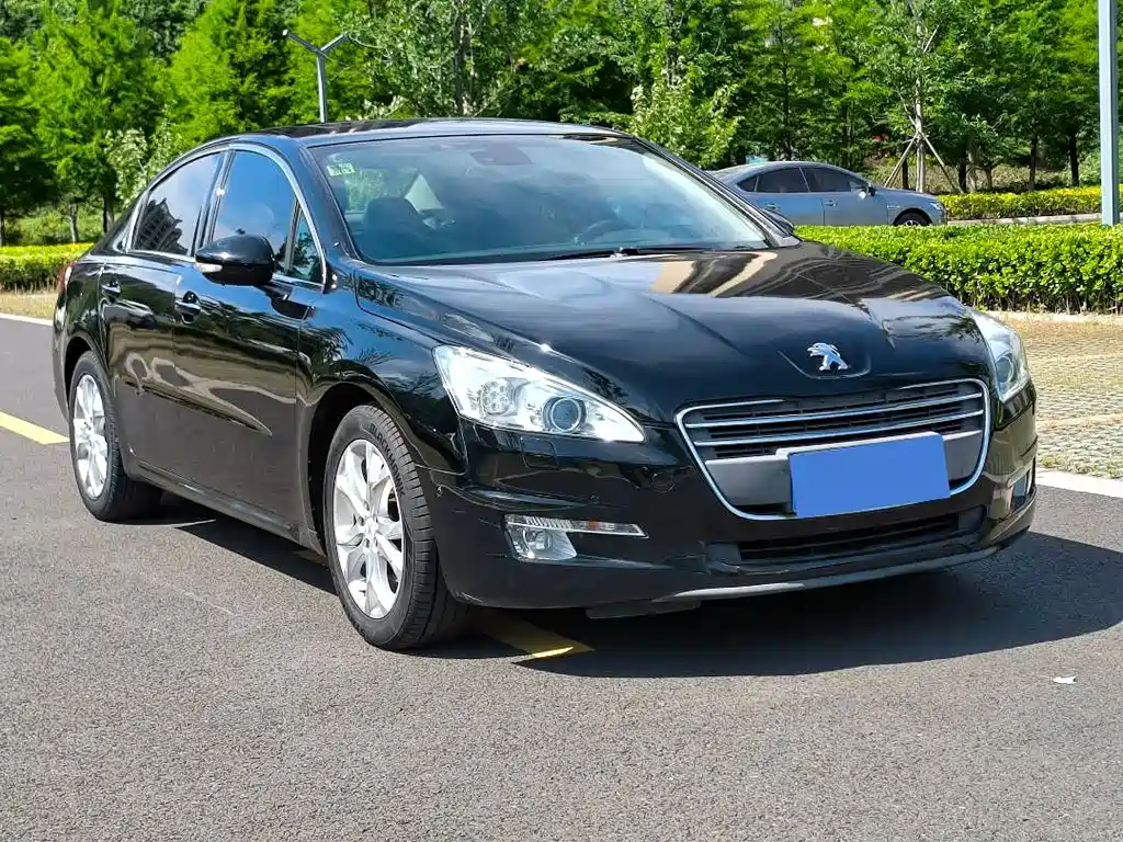 Peugeot 508 2012 2.3L