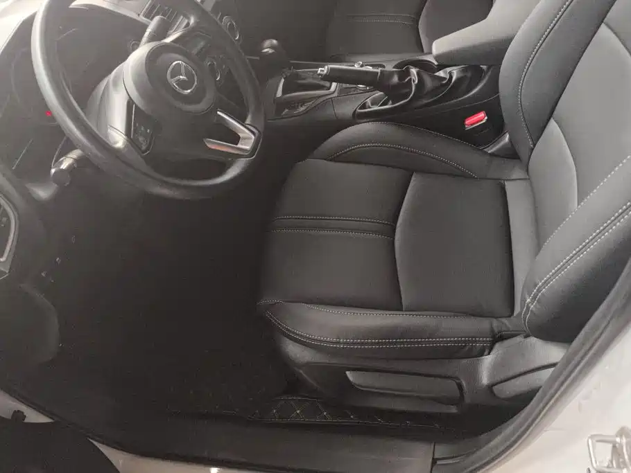 Mazda 3 Axela — миниатюра 9