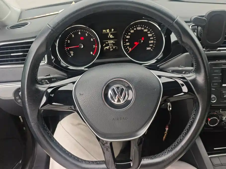 Volkswagen Sagitar — миниатюра 15