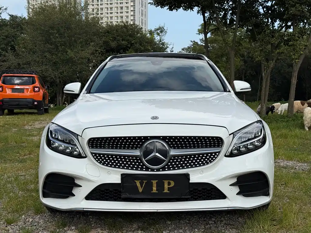 Mercedes-Benz C-Class (Import) — миниатюра 2