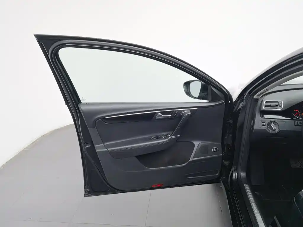 Volkswagen Magotan — миниатюра 8