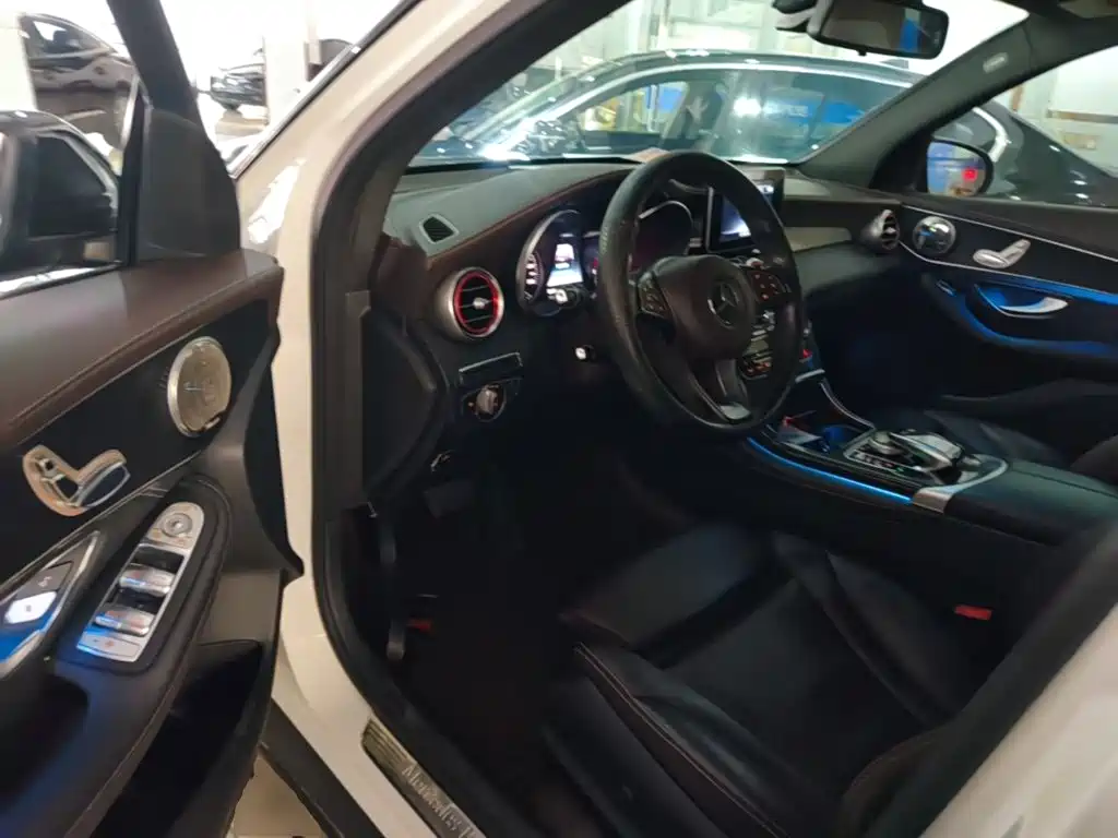 Mercedes-Benz GLC — миниатюра 16