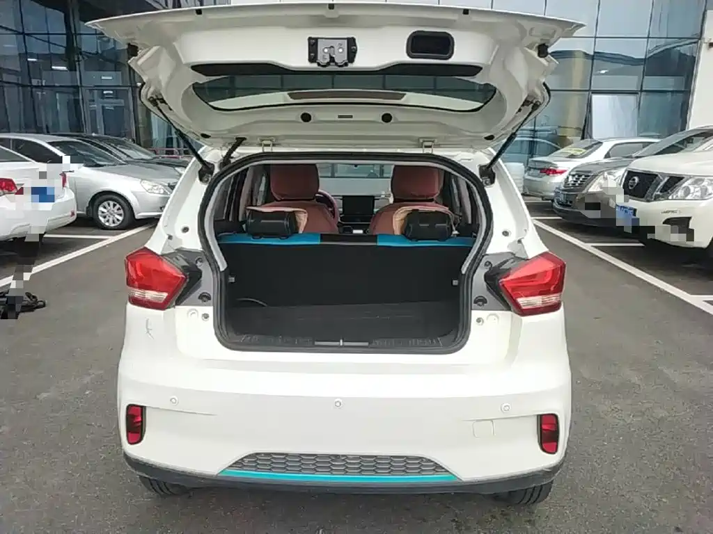 BAIC New Energy EC3 — миниатюра 19