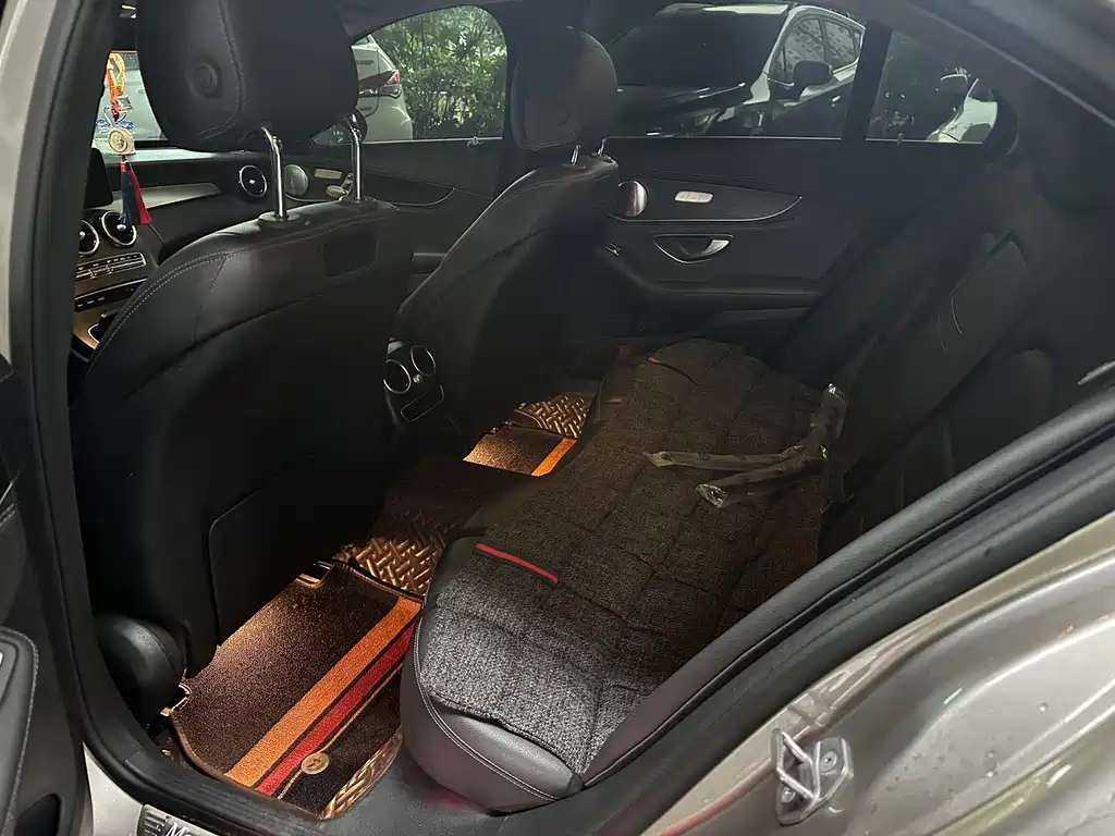 Mercedes-Benz C-Class — миниатюра 5