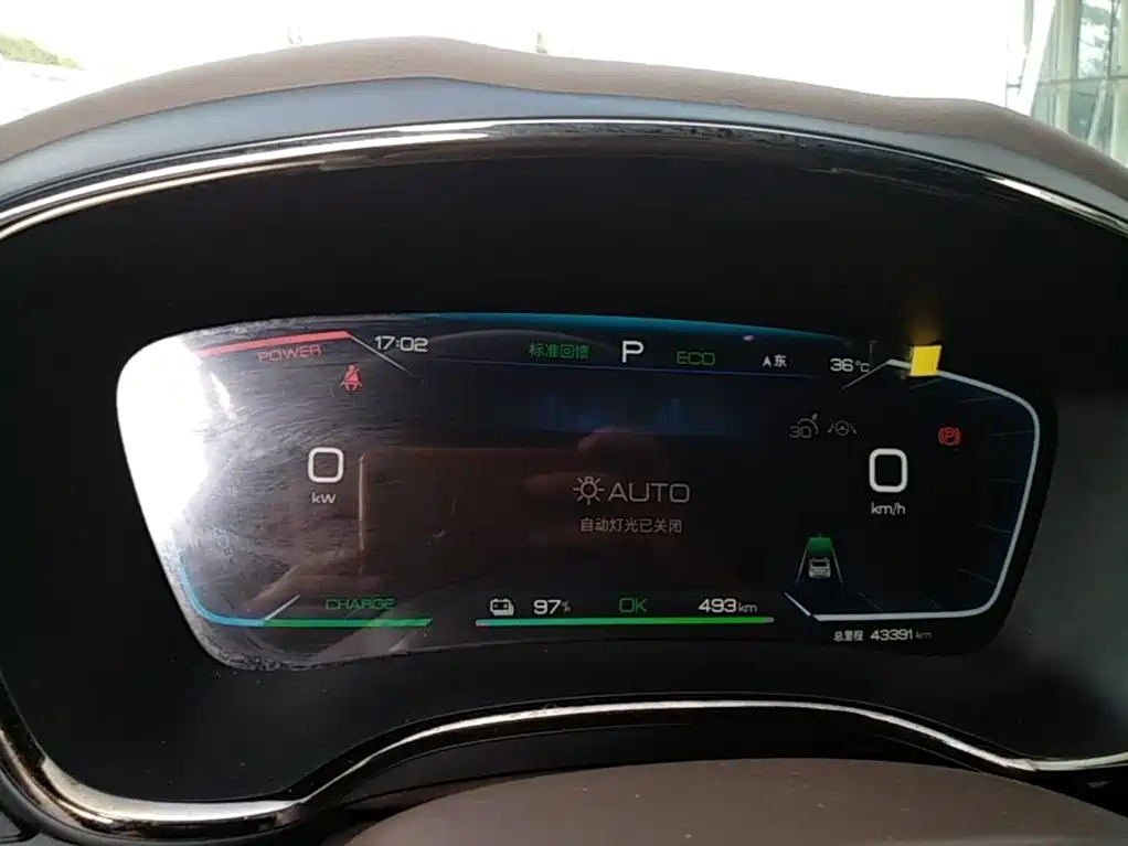 BYD Han — миниатюра 12