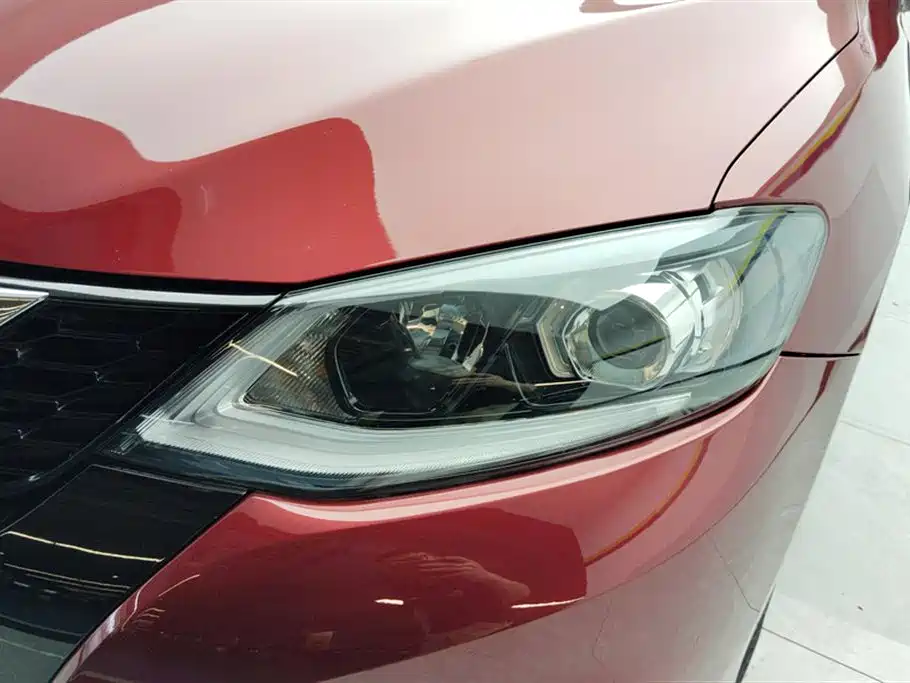 Nissan Tiida 2021 1.6L CVT