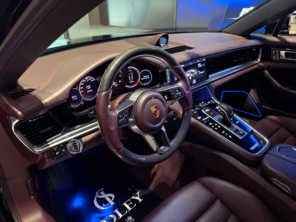 Porsche Panamera — миниатюра 7