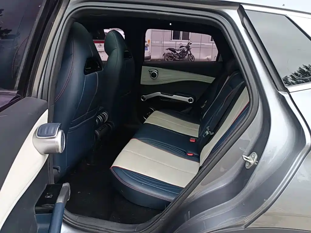 BYD Yuan Plus — миниатюра 17