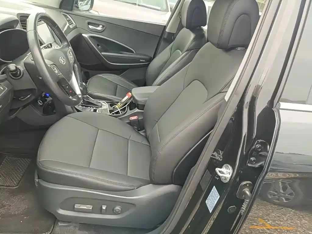 Hyundai Santa Fe — миниатюра 15
