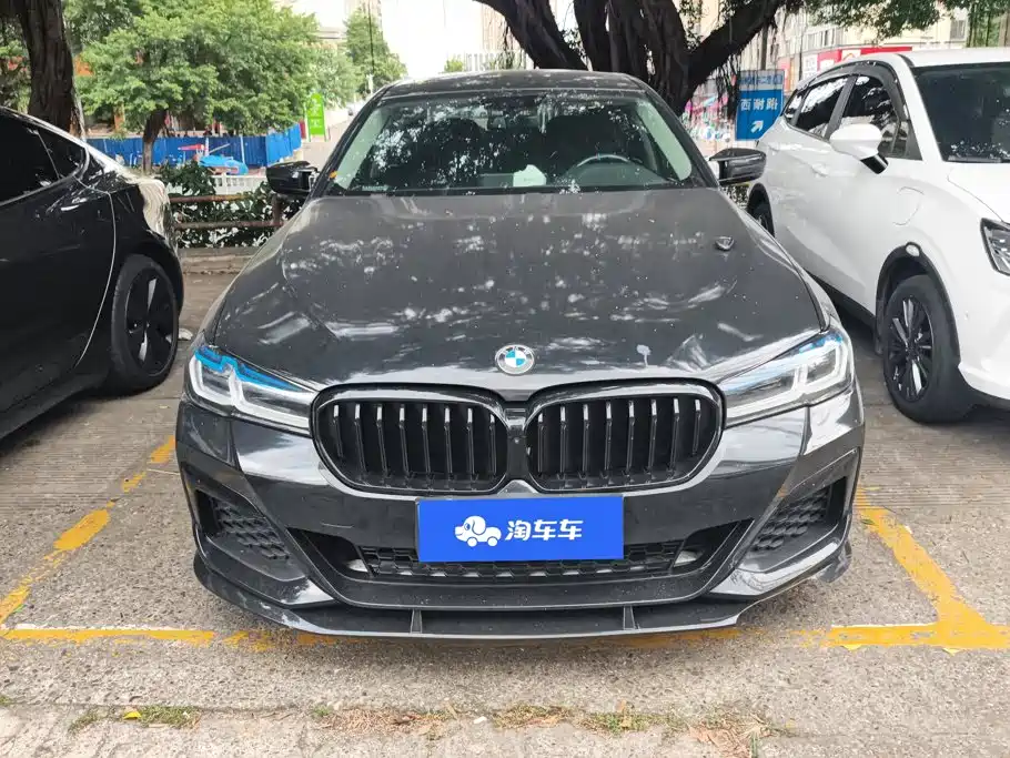BMW 5 Series — миниатюра 2