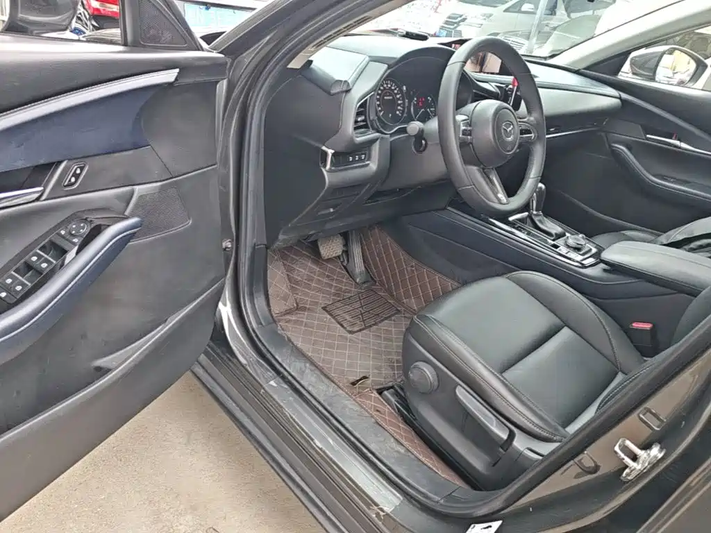 Mazda CX-30 — миниатюра 12