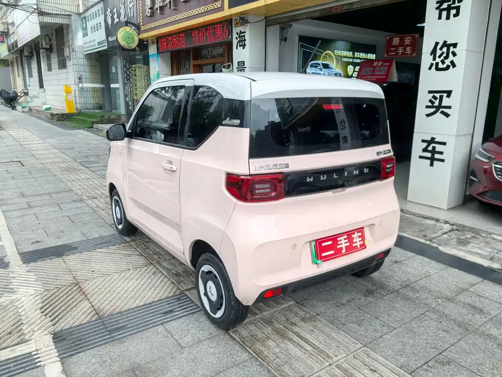 Wuling MINIEV — миниатюра 6