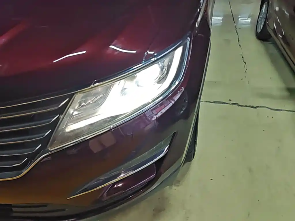 Lincoln MKC — миниатюра 24