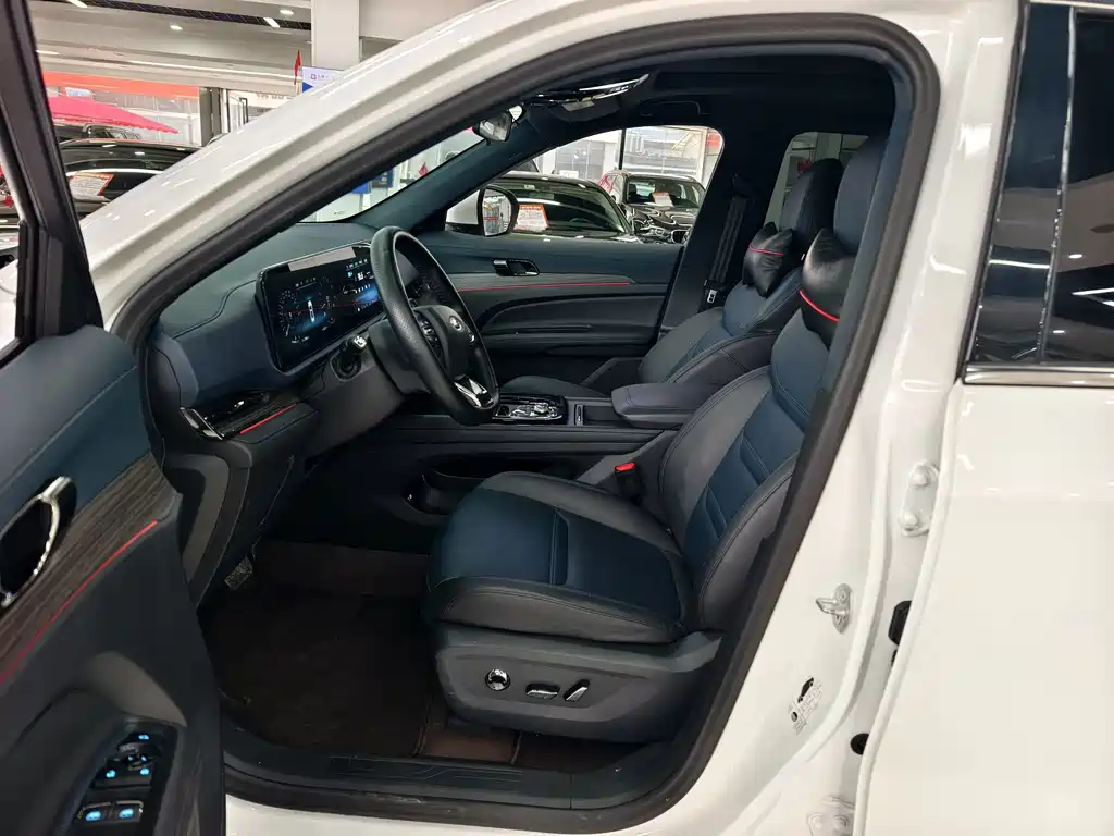 Ford Equator Sport — миниатюра 8