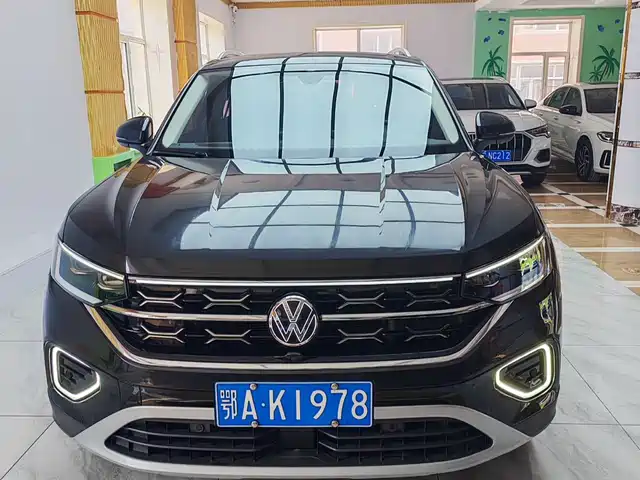Volkswagen Tharu