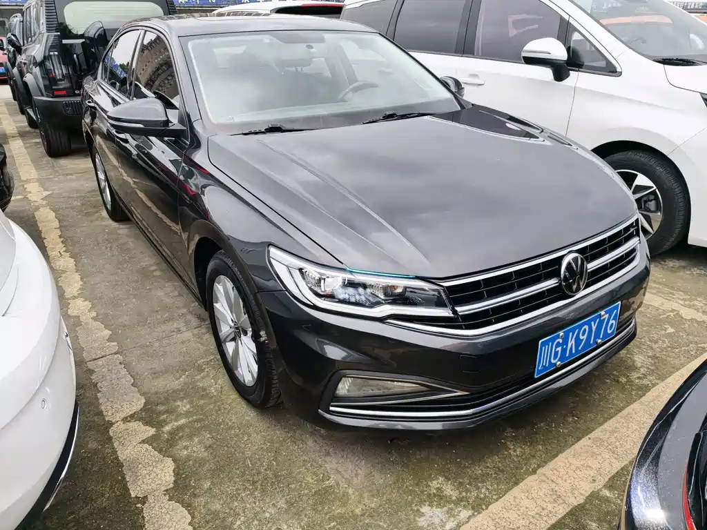 Volkswagen Bora — миниатюра 3