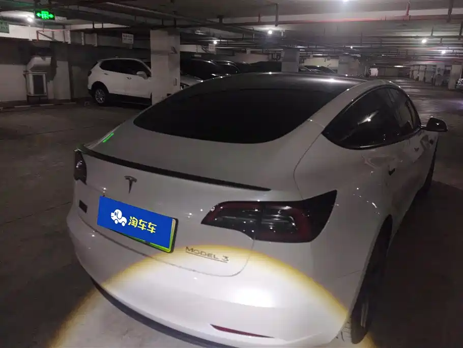 Tesla Model 3 2022 Performance