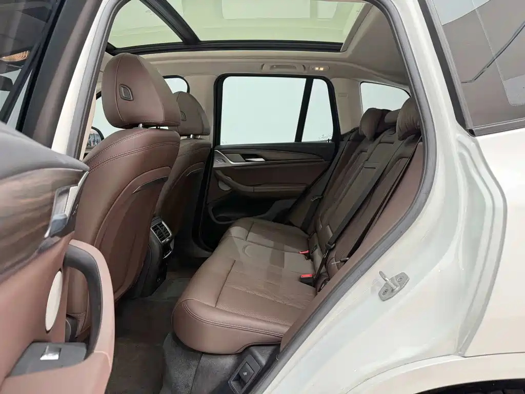 BMW X3 — миниатюра 19