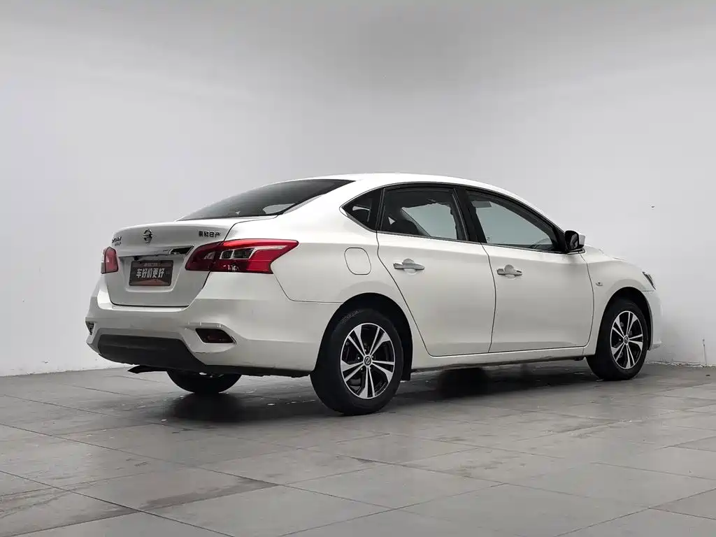 Nissan Sylphy — миниатюра 2