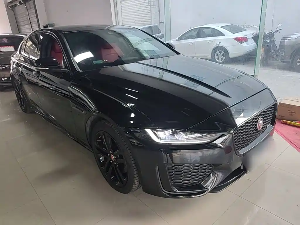 Jaguar XEL — миниатюра 4