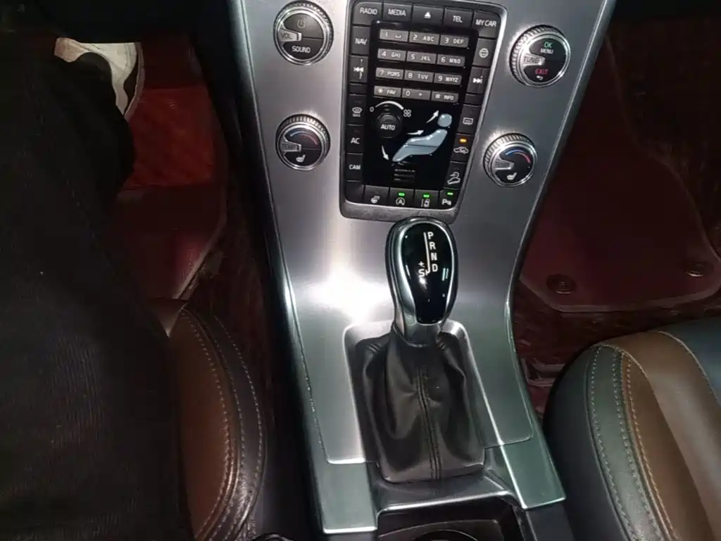 Volvo XC60 — миниатюра 14