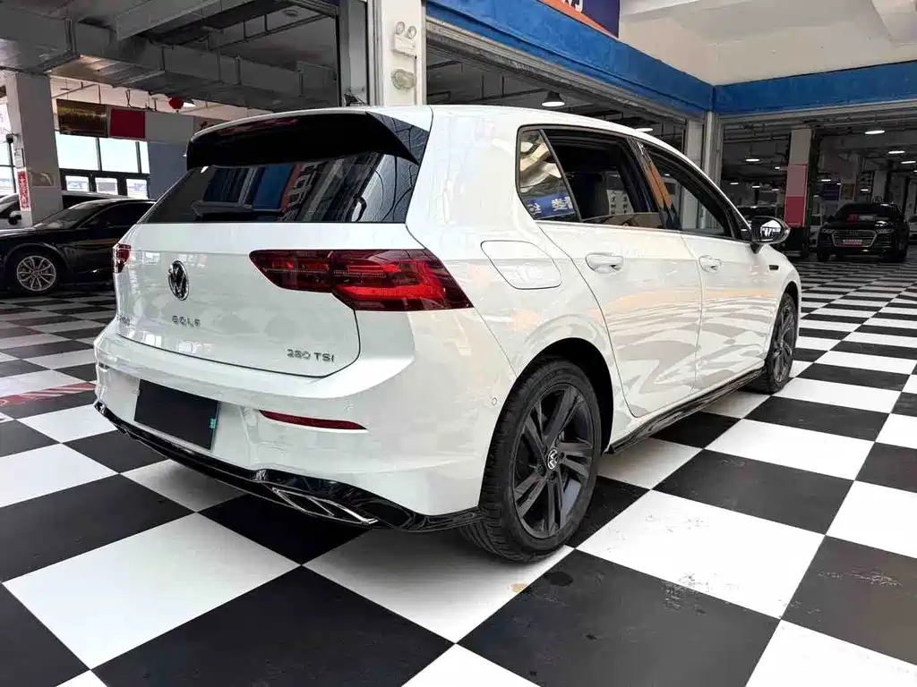 Volkswagen Golf — миниатюра 19