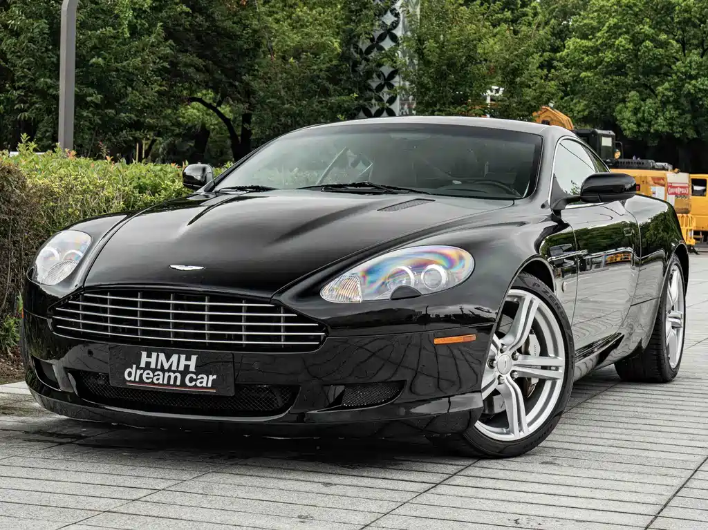 Aston Martin DB9