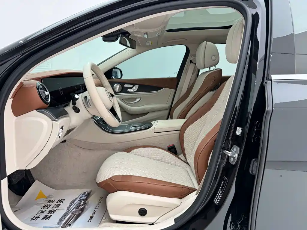Mercedes-Benz E-Class — миниатюра 17