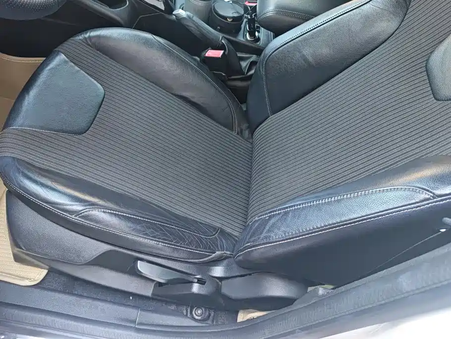 Ford Focus — миниатюра 9