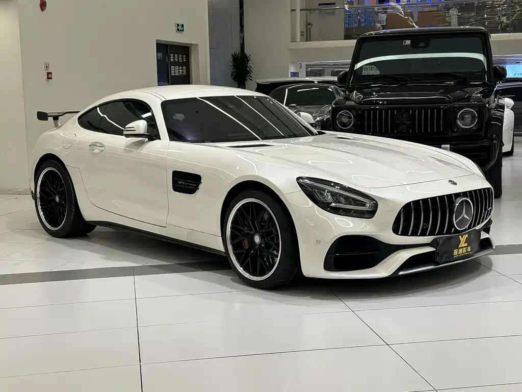MERCEDES-BENZ AMG GT