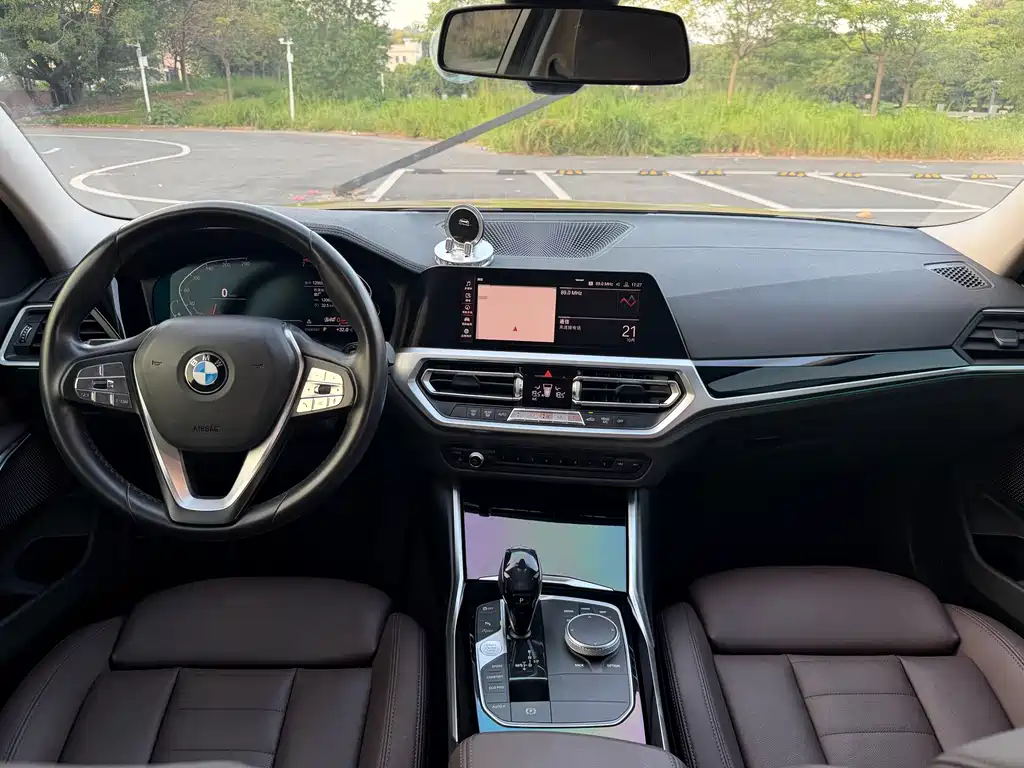 BMW 3 Series — миниатюра 14