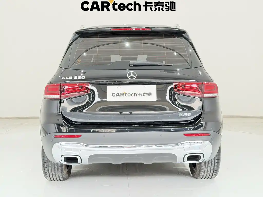 Mercedes-Benz GLB — миниатюра 6