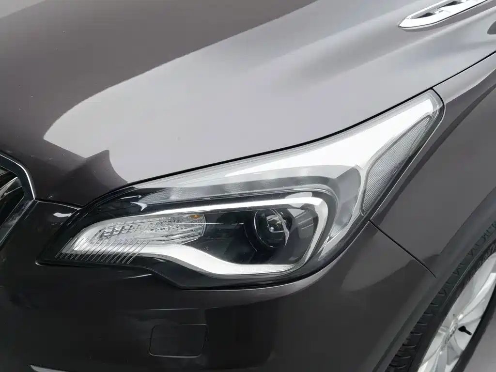 Buick Envision Plus — миниатюра 7