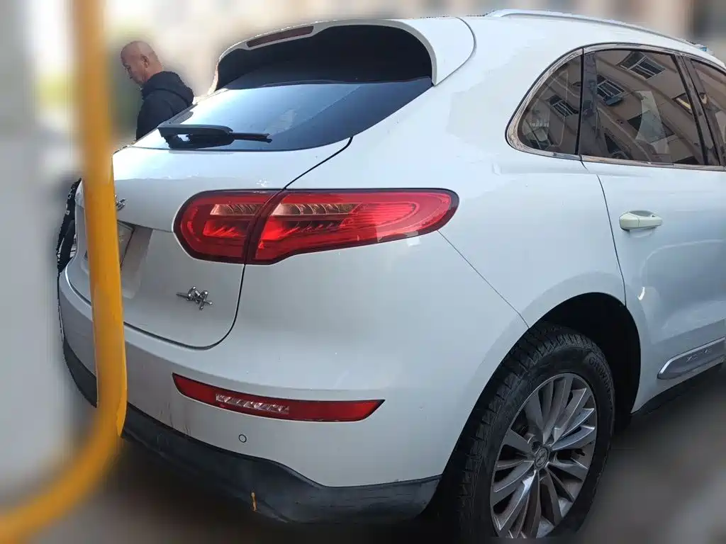 Zotye Zotye SR9 — миниатюра 3